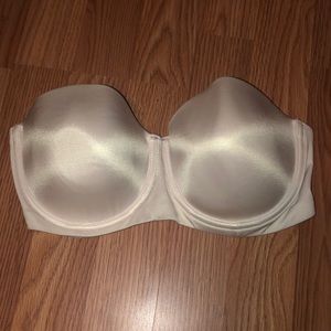 Strapless bra